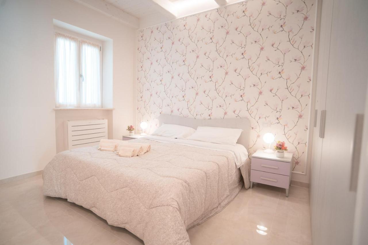 Le Camelie -Appartamenti Nuovi Porto SantʼElpidio Exteriör bild