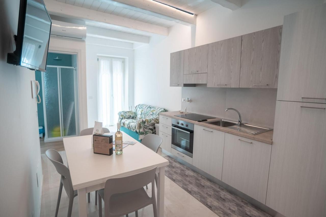 Le Camelie -Appartamenti Nuovi Porto SantʼElpidio Exteriör bild